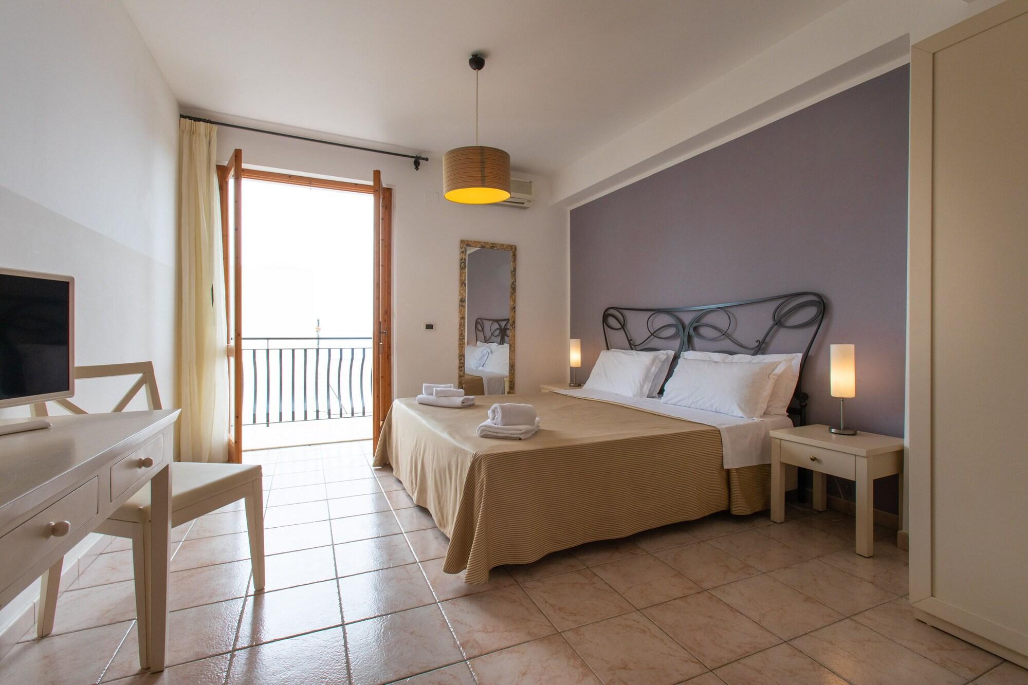 Hotel Amarea - Aeolian Charme Каннето Экстерьер фото